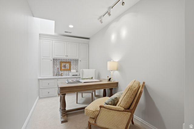 1714 E FORT DOUGLAS CIR, Salt Lake City, UT 84103