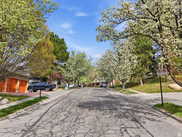 1714 E FORT DOUGLAS CIR, Salt Lake City, UT 84103