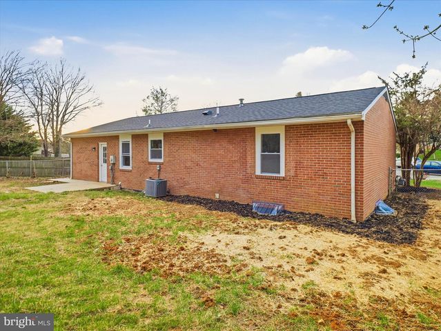 17821 GREENTREE LN, Hagerstown, MD 21740