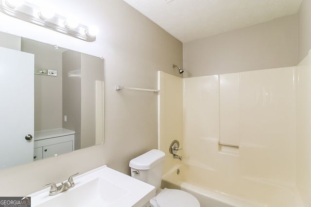 3904 Loring Lane, Duluth, GA 30096