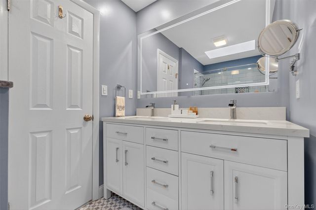 803 Woodsbrook Drive, Mahopac, NY 10541
