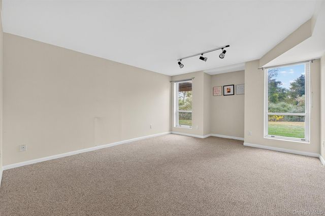 803 Woodsbrook Drive, Mahopac, NY 10541
