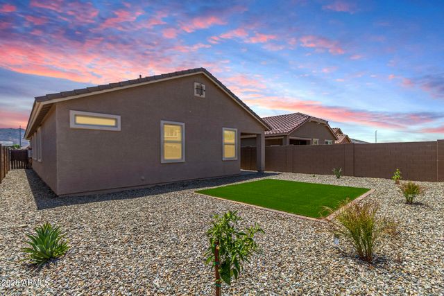 2224 W MINTON Street, Phoenix, AZ 85041