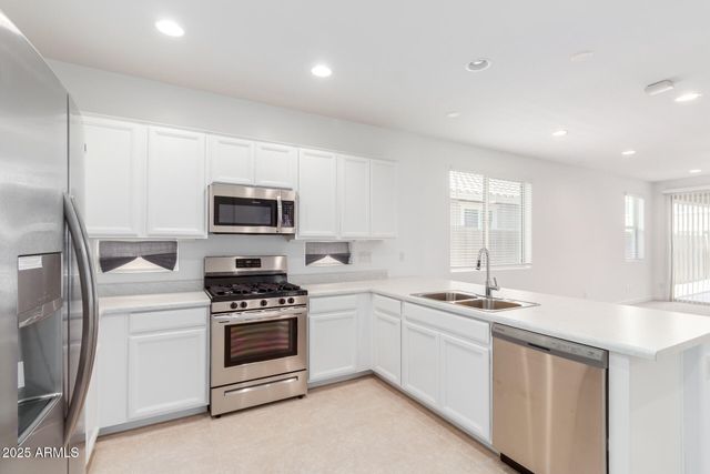 2224 W MINTON Street, Phoenix, AZ 85041