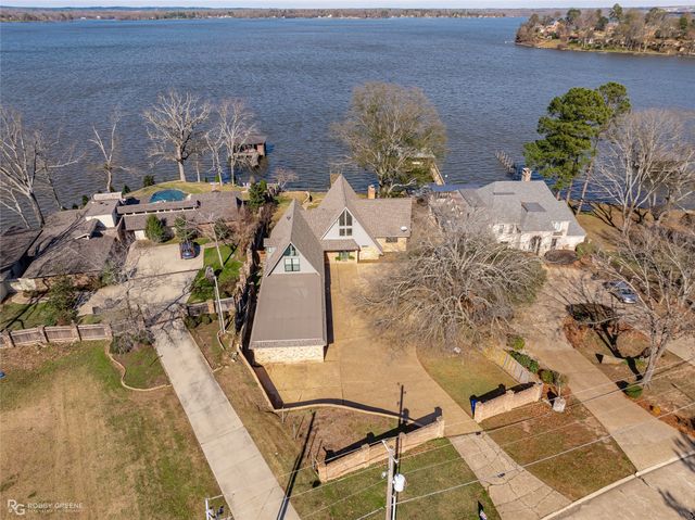 5607 S Lakeshore Drive, Shreveport, LA 71119