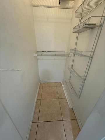 633 Mokena Dr 2, Miami Springs, FL 33166