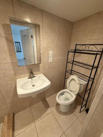 633 Mokena Dr 2, Miami Springs, FL 33166