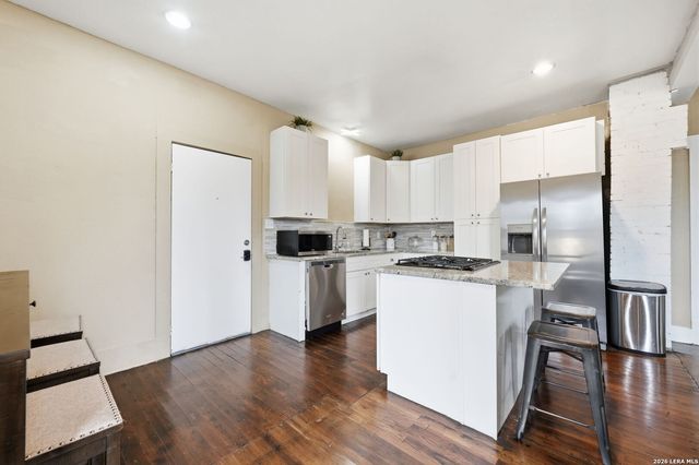 701 RIGSBY AVE, San Antonio, TX 78210