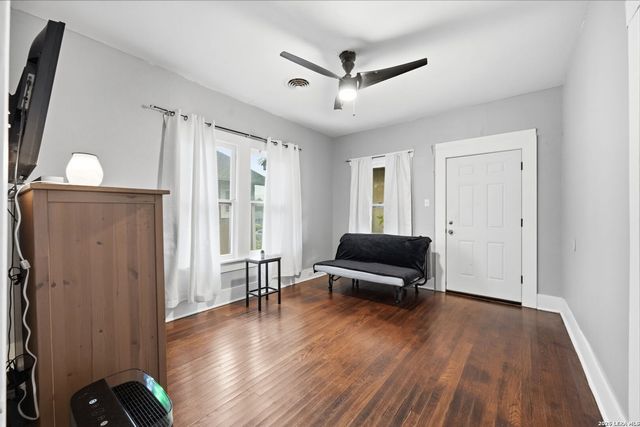 701 RIGSBY AVE, San Antonio, TX 78210