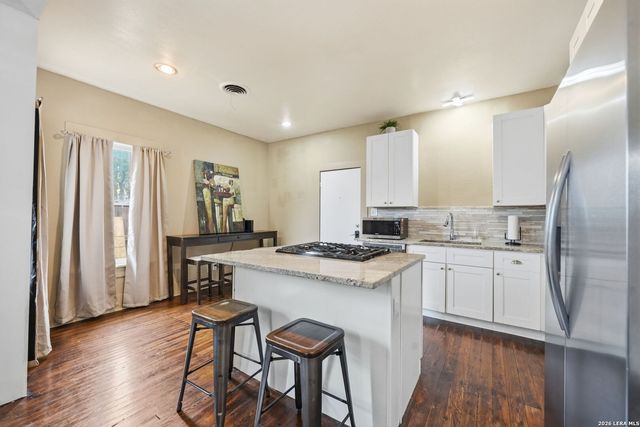 701 RIGSBY AVE, San Antonio, TX 78210