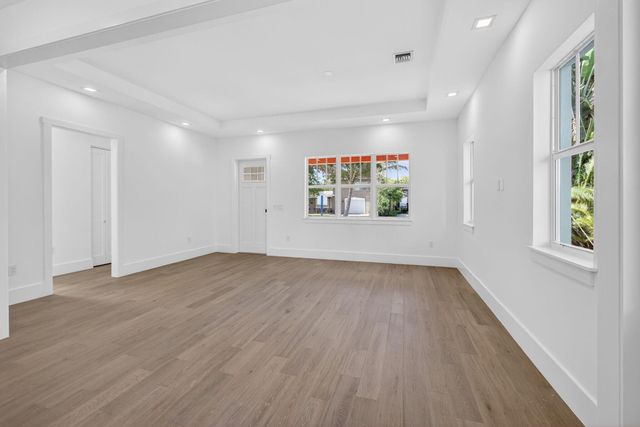 1017 Ardmore Road, West Palm Beach, FL 33401