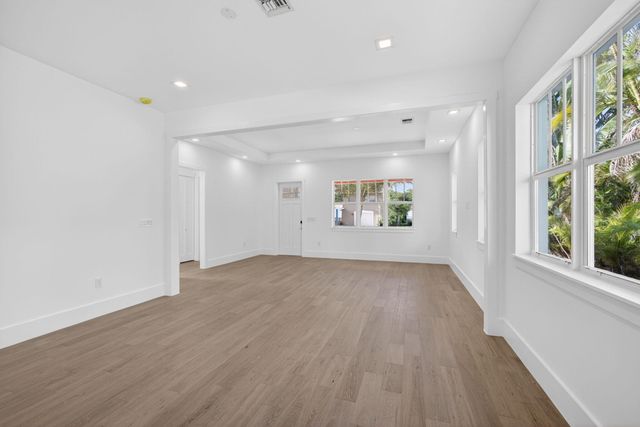 1017 Ardmore Road, West Palm Beach, FL 33401