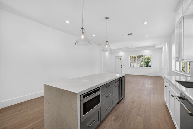 1017 Ardmore Road, West Palm Beach, FL 33401