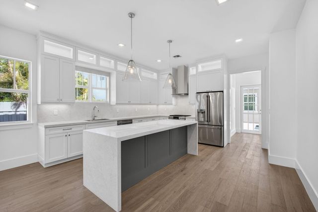 1017 Ardmore Road, West Palm Beach, FL 33401