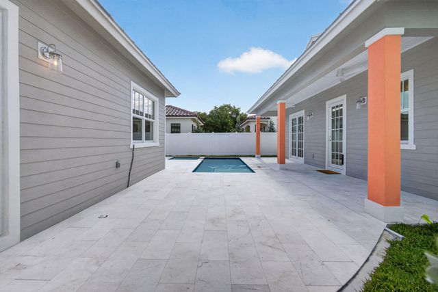 1017 Ardmore Road, West Palm Beach, FL 33401