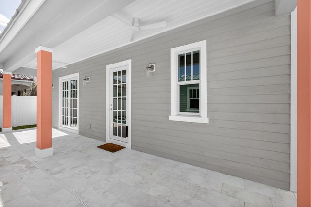 1017 Ardmore Road, West Palm Beach, FL 33401