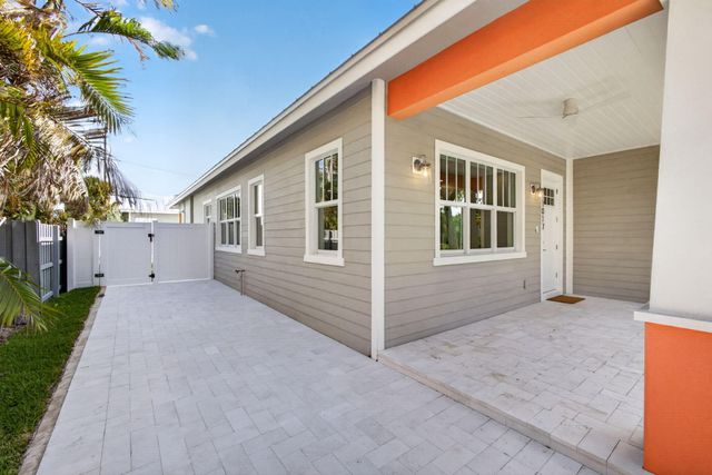 1017 Ardmore Road, West Palm Beach, FL 33401
