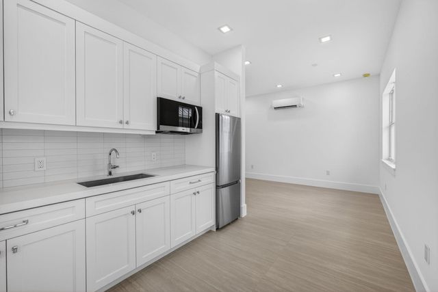 1017 Ardmore Road, West Palm Beach, FL 33401
