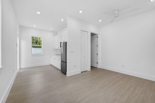 1017 Ardmore Road, West Palm Beach, FL 33401