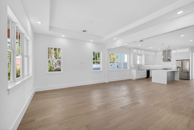 1017 Ardmore Road, West Palm Beach, FL 33401