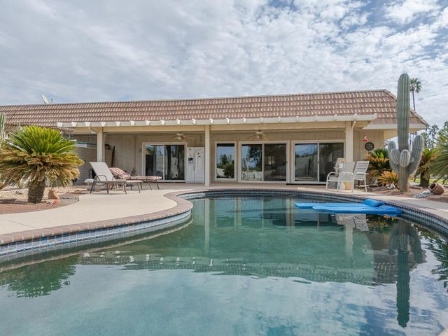 38821 Kilimanjaro Drive, Palm Desert, CA 92211