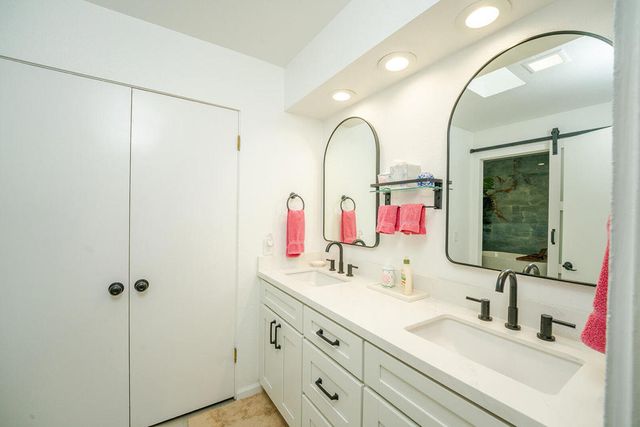 38821 Kilimanjaro Drive, Palm Desert, CA 92211