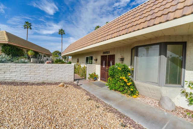 38821 Kilimanjaro Drive, Palm Desert, CA 92211
