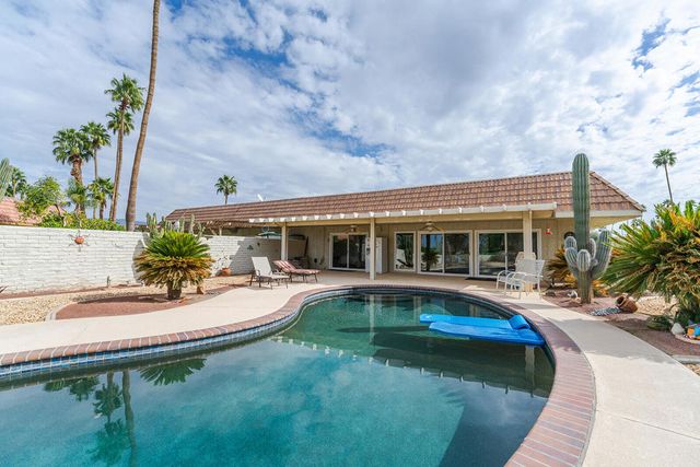 38821 Kilimanjaro Drive, Palm Desert, CA 92211
