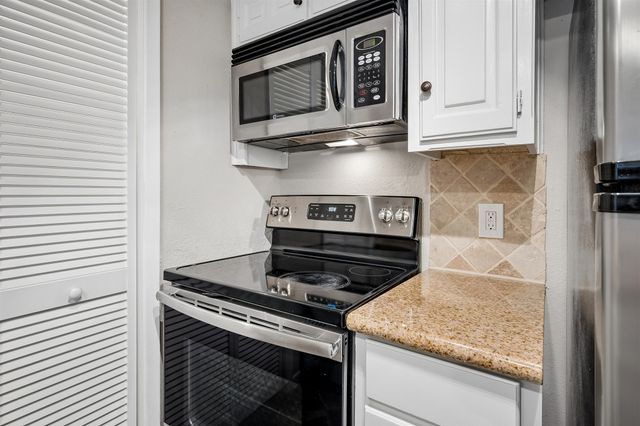 3815 Holland Avenue 1, Dallas, TX 75219
