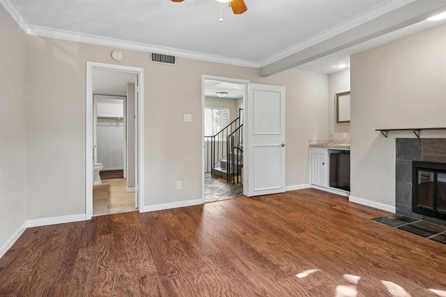 3815 Holland Avenue 1, Dallas, TX 75219