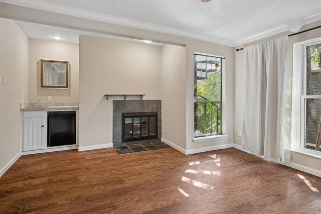 3815 Holland Avenue 1, Dallas, TX 75219