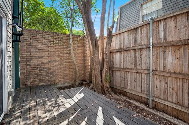 3815 Holland Avenue 1, Dallas, TX 75219
