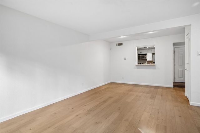 3815 Holland Avenue 1, Dallas, TX 75219