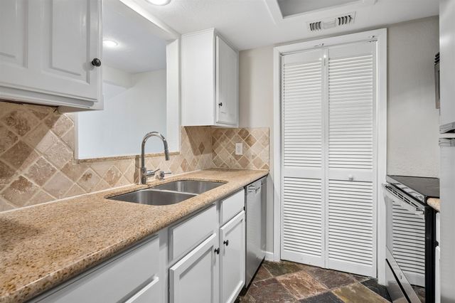 3815 Holland Avenue 1, Dallas, TX 75219