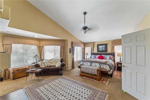 24515 Ebelden, Newhall, CA 91321
