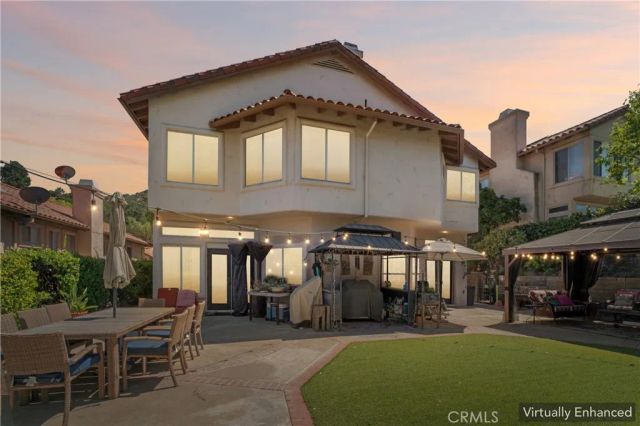 24515 Ebelden, Newhall, CA 91321