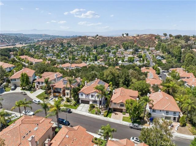24515 Ebelden, Newhall, CA 91321