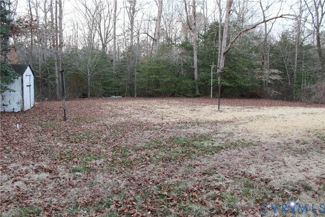 7303 Courthouse Rd, Providence Forge, VA 23140