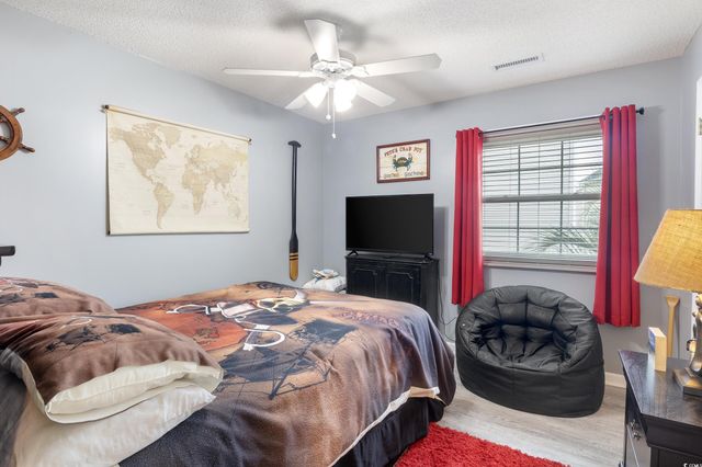919 Dock Pl., Murrells Inlet, SC 29576