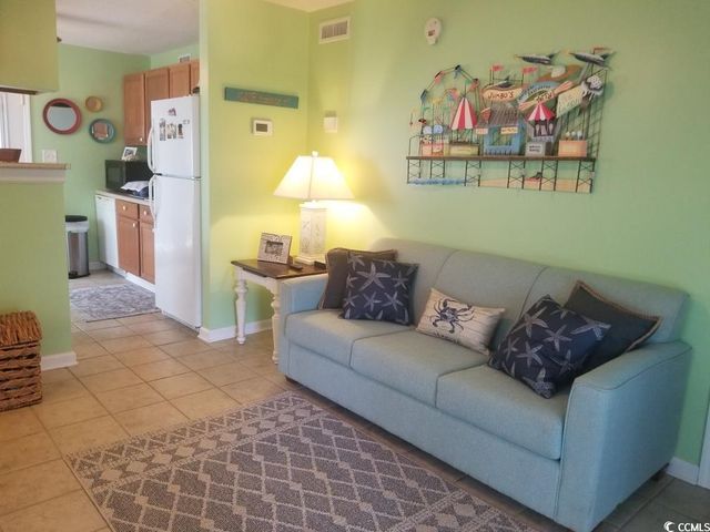 919 Dock Pl., Murrells Inlet, SC 29576