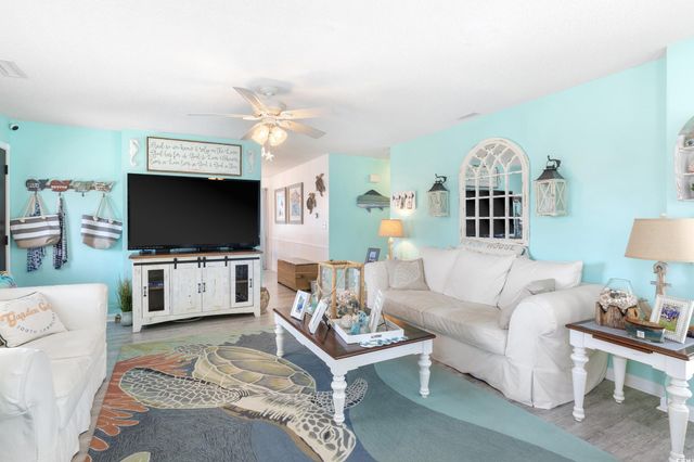 919 Dock Pl., Murrells Inlet, SC 29576
