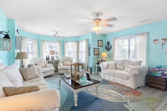 919 Dock Pl., Murrells Inlet, SC 29576