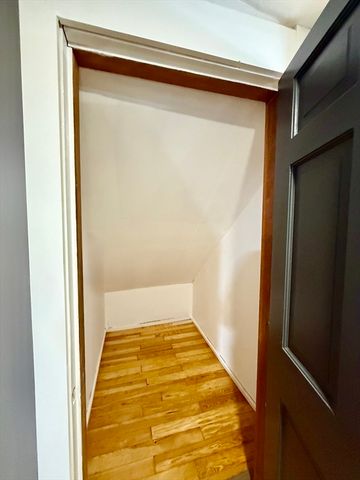 12 Cottage St, Randolph, MA 02368