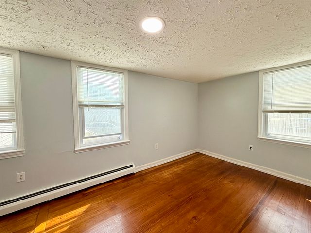 12 Cottage St, Randolph, MA 02368