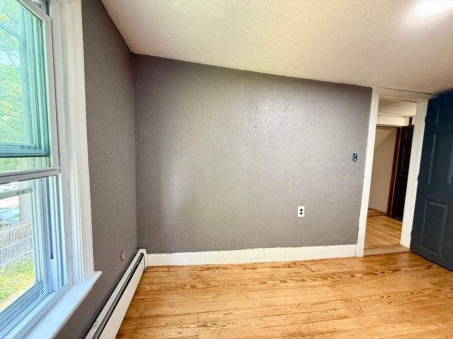 12 Cottage St, Randolph, MA 02368