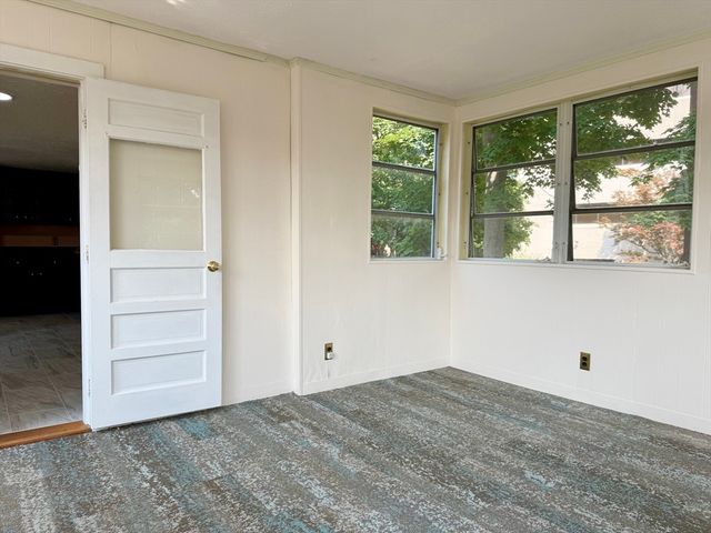 12 Cottage St, Randolph, MA 02368