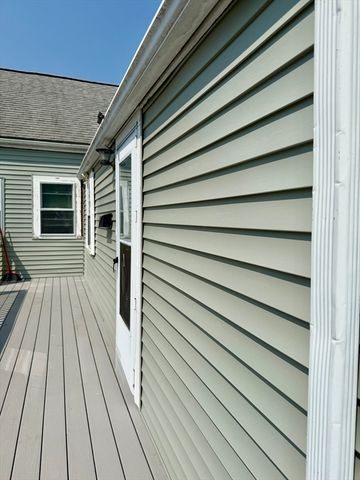 12 Cottage St, Randolph, MA 02368