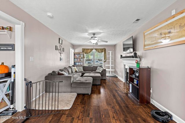 303 Kojack Court, Richlands, NC 28574