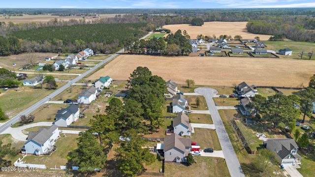 303 Kojack Court, Richlands, NC 28574