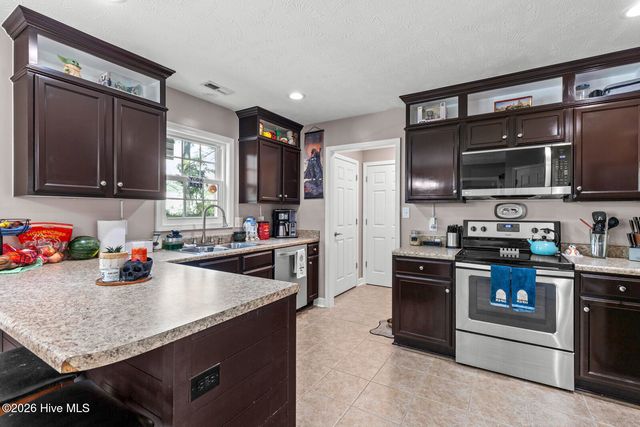 303 Kojack Court, Richlands, NC 28574